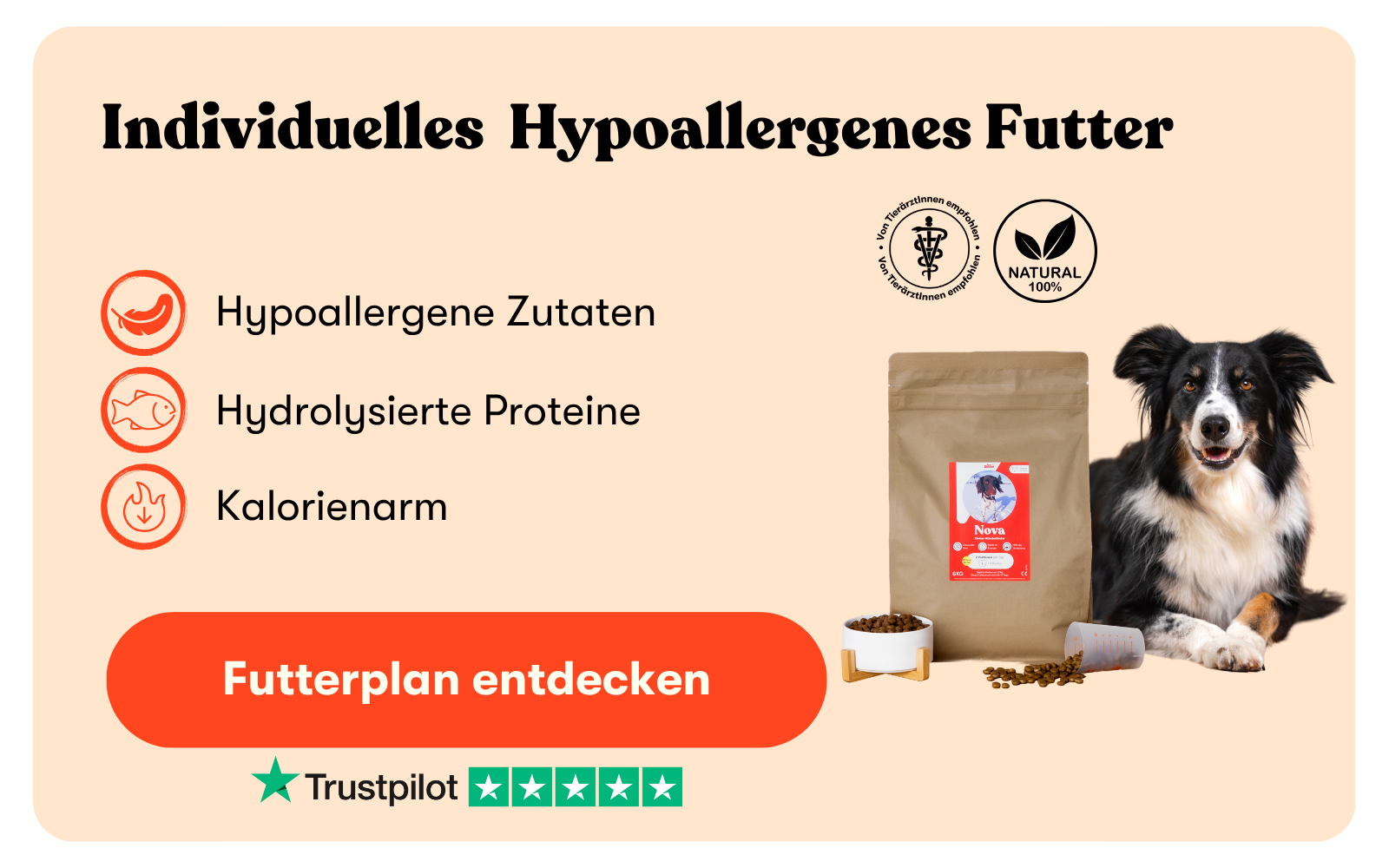 Personalisierbares hypoallergenes Hundefutter von Just Russel in brauner Verpackung mit roter Futterbox und Messbecher.